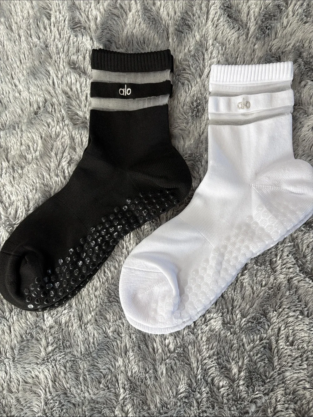 Alo Gripper Socks